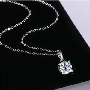 Custom Moissanite Pendants